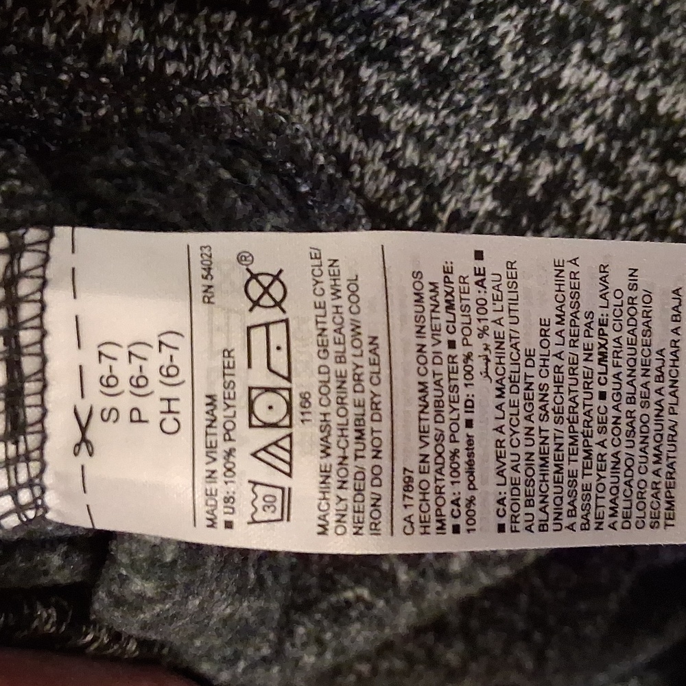 Boys Sweater Bundle. Size S/6-7 - Picture 10 of 10